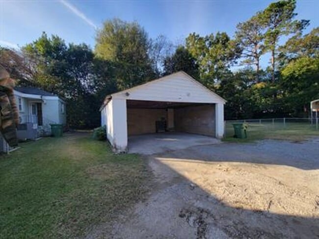 7 Calhoun Rd in Montgomery, AL - Building Photo - Building Photo