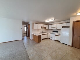 Green On 10th in Fargo, ND - Building Photo