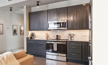310 S Rampart St in New Orleans, LA - Building Photo - Building Photo