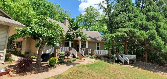 225 Silver Birch Ct in Alpharetta, GA - Building Photo - Building Photo
