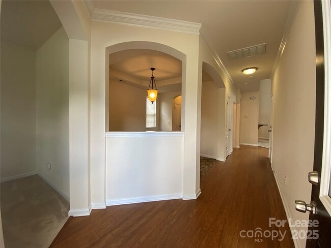 6512 Manitoba Ln in Charlotte, NC - Foto de edificio - Building Photo