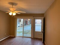 605 N Wolf Rd photo'