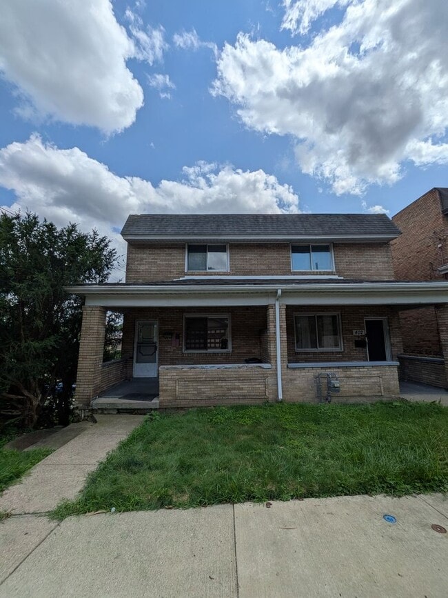 property at 400 Reifert St