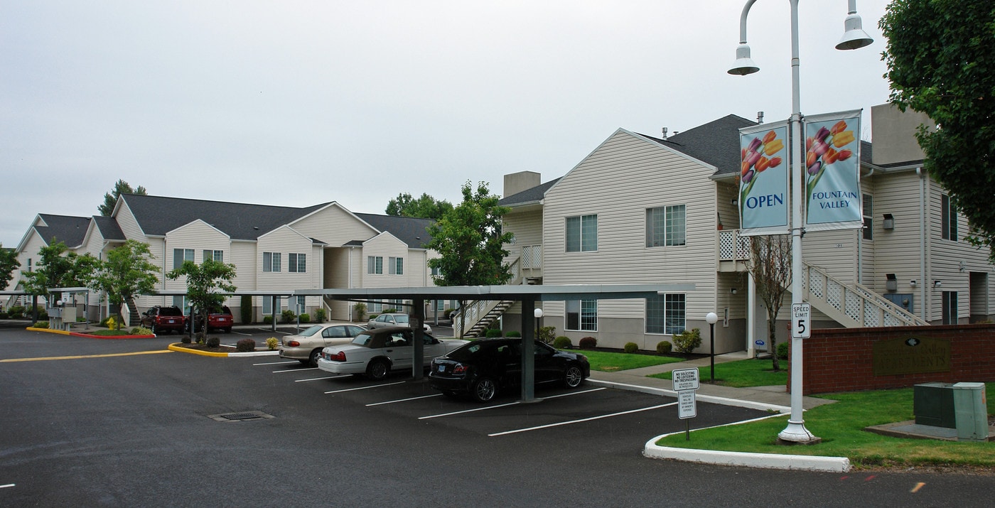 Fountain Valley Apartments in Salem, OR - Building Photo