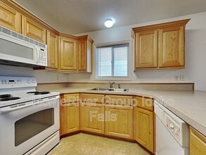 3358 Briar Creek Ln in Ammon, ID - Building Photo - Building Photo
