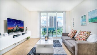 3801S S Ocean Dr in Hollywood, FL - Building Photo