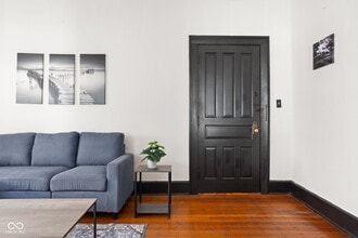 784 Woodruff Pl E Dr in Indianapolis, IN - Building Photo - Building Photo