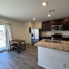 3892 Hernandez St SW in Los Lunas, NM - Building Photo - Building Photo