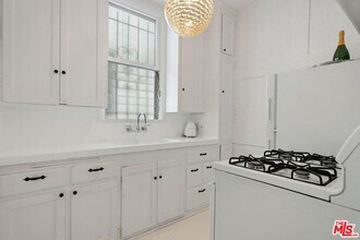 1345 Hayworth Ave in West Hollywood, CA - Building Photo - Building Photo