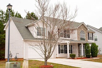 145 Oak Manor Dr in Covington, GA - Building Photo - Building Photo
