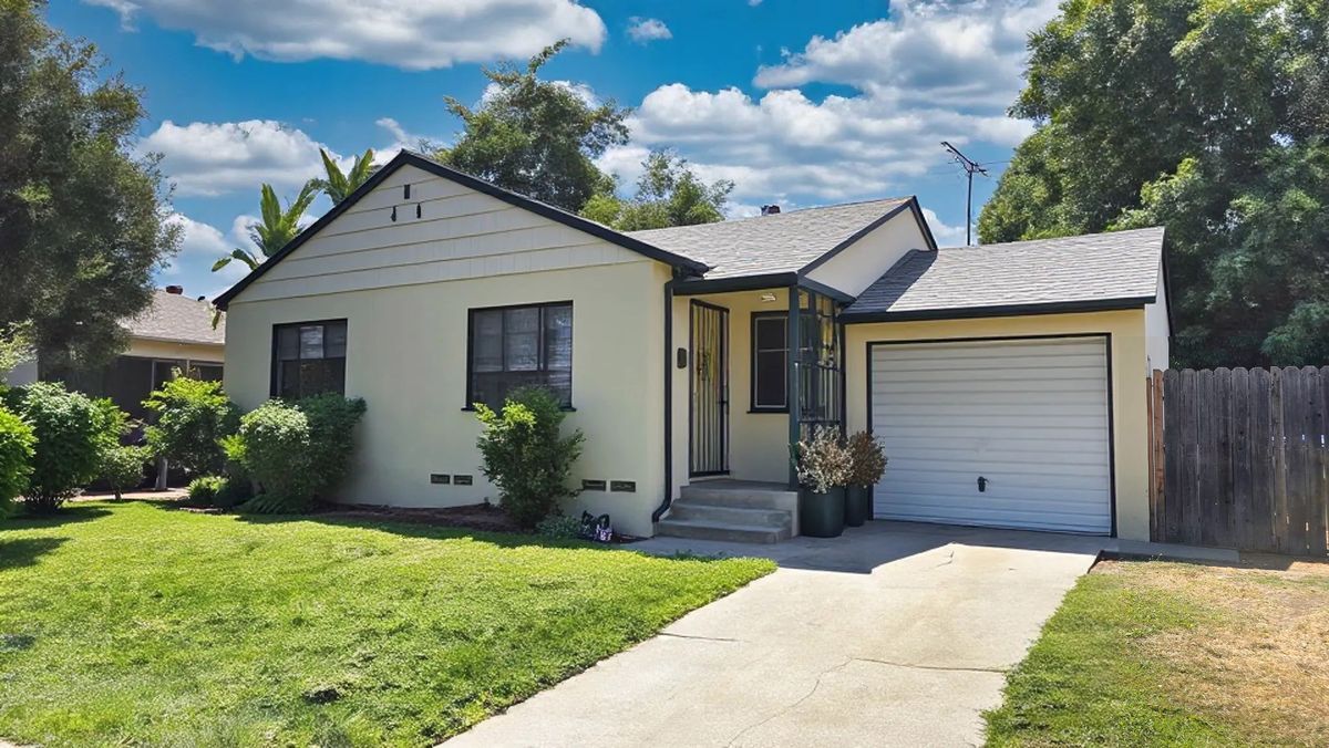 17634 Bromley St in Los Angeles, CA - Building Photo