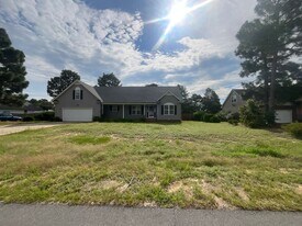 35 Northview Dr in Sanford, NC - Building Photo