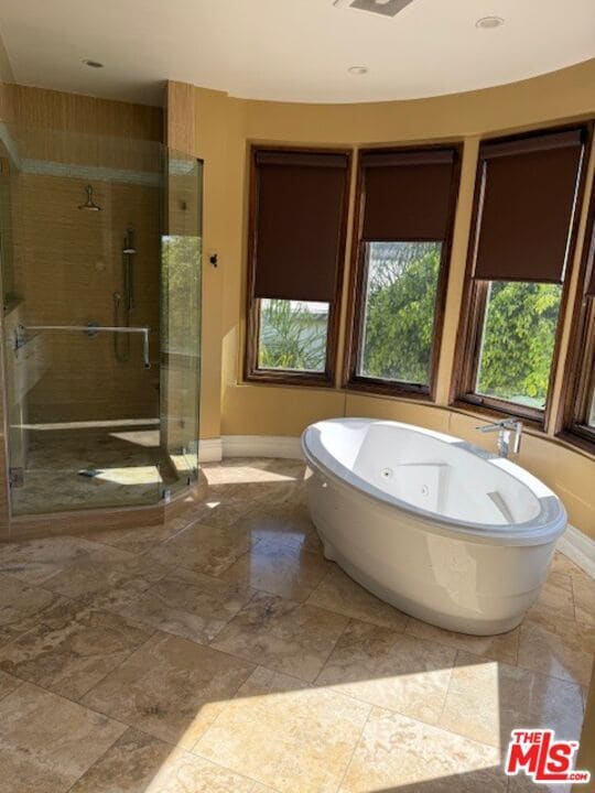 1126 Yale St in Santa Monica, CA - Building Photo - Building Photo