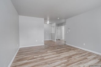 Clayton Ridge in Oshkosh, WI - Foto de edificio - Interior Photo