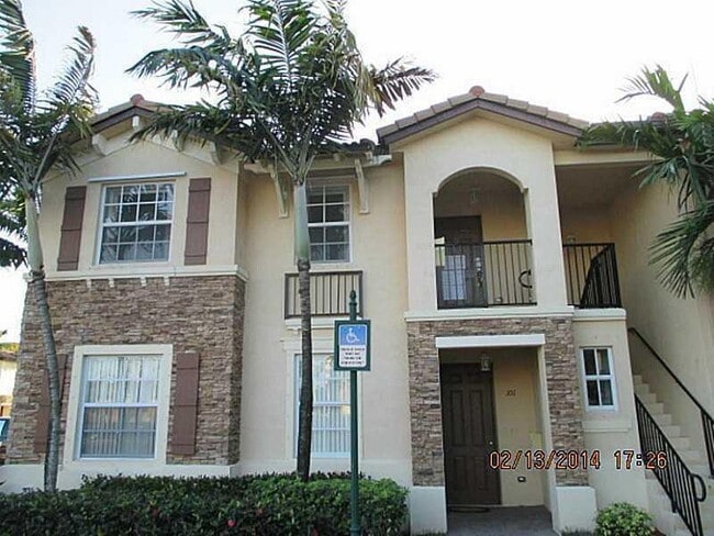 property at 1570 NE 33rd Rd