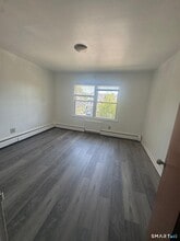 155 Birdseye St in Bridgeport, CT - Building Photo - Building Photo