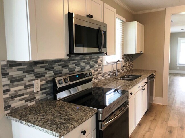 3022 School St in Needville, TX - Building Photo - Building Photo