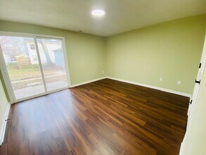 11990 6th Ave in Cincinnati, OH - Building Photo - Building Photo