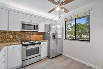 6181 Balboa Cir in Boca Raton, FL - Building Photo - Building Photo