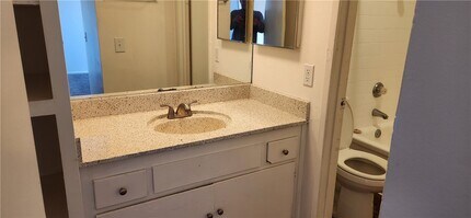 2020 Guthrie St N-Unit -B03 in San Bernardino, CA - Building Photo - Building Photo