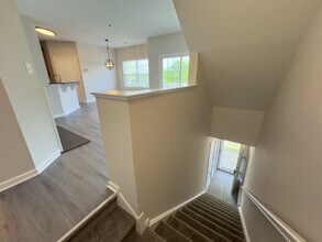 942 Nittany Ct in Allentown, PA - Foto de edificio - Building Photo
