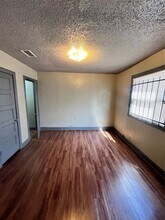 4609 Dabney St in Houston, TX - Building Photo - Building Photo