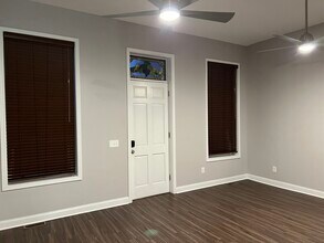 631 Bakewell St, Unit 631 Bakewell Apt #1 in Covington, KY - Building Photo - Building Photo