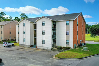 The Gables of St. Augustine in Valdosta, GA - Building Photo - Building Photo