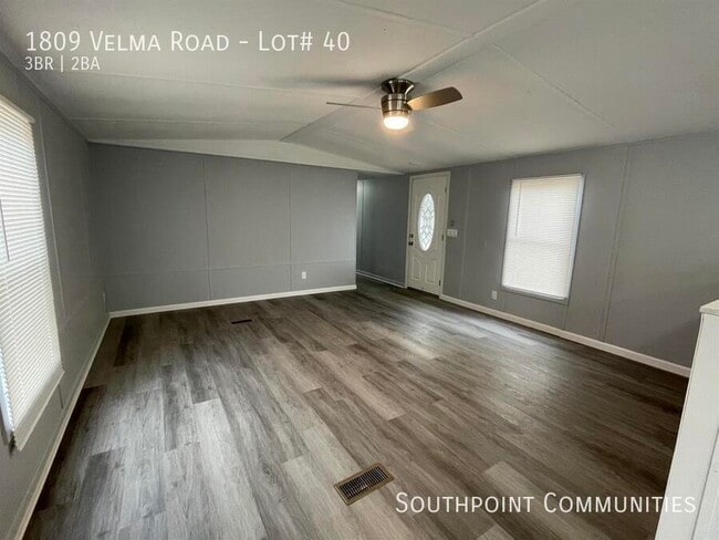 1809 Velma Rd in Athens, TN - Building Photo - Building Photo