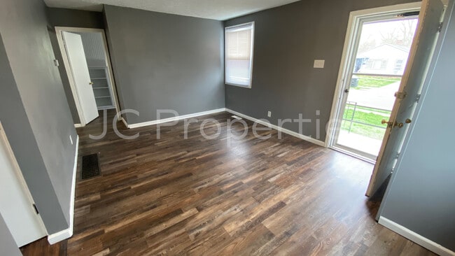 4406 Waymire Ave in Dayton, OH - Building Photo - Building Photo