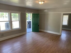 201 S Lowry St in Stillwater, OK - Building Photo - Building Photo