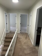 5330 Hawthorne Dr in Indianapolis, IN - Foto de edificio - Building Photo