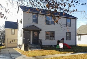 4907 Lowell Ave, Unit 3