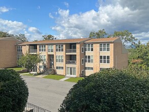 Mountain Lake Apartments in Scranton, PA - Building Photo - Building Photo