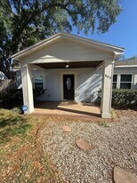 809 W Hiawatha St in Tampa, FL - Building Photo