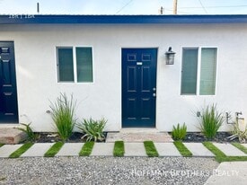 626 E Arbor Vitae St, Unit A in Inglewood, CA - Building Photo