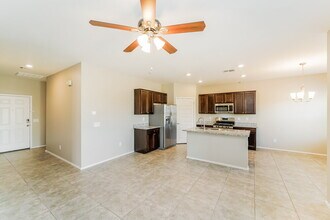 7442 W Calle Colado in Tucson, AZ - Building Photo - Building Photo