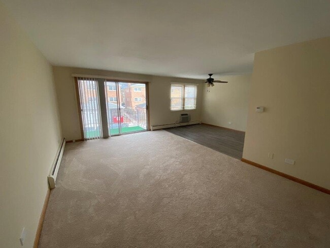 8545 W Arnold St in River Grove, IL - Building Photo - Building Photo