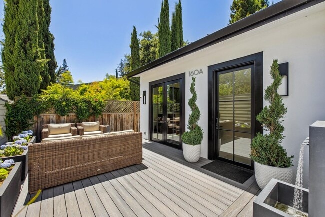 property at 160-164 Tasso St