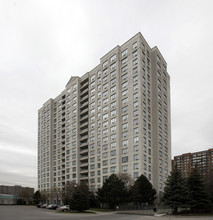 The Windsor in Toronto, ON - Building Photo - Building Photo