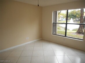 2142 Arbour Walk Cir in Naples, FL - Building Photo - Building Photo