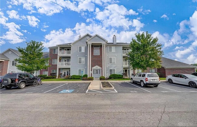 3044 Westminster Dr, Unit 310 in Beavercreek, OH - Building Photo - Building Photo