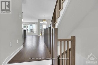 578 Cobra Cres in Ottawa, ON - Building Photo - Building Photo