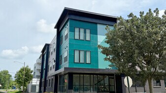 404 E Clark in Champaign, IL - Building Photo