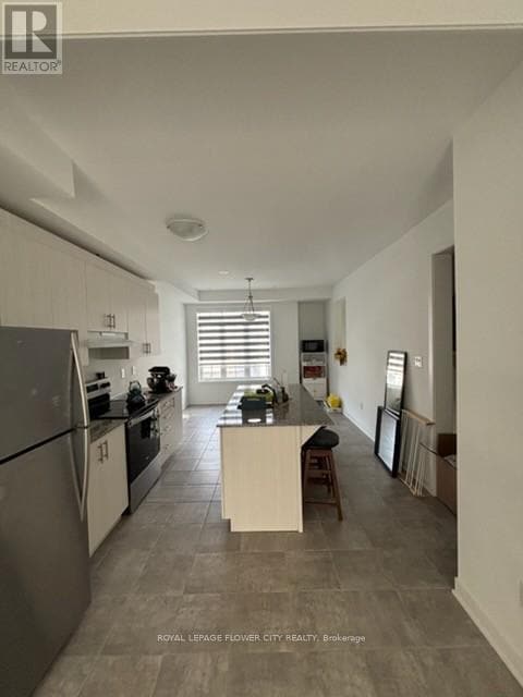 47 Selfridge Wy in Whitby, ON - Building Photo - Building Photo