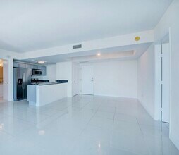 1861 NW South River Dr, Unit 1903 in Miami, FL - Building Photo - Building Photo