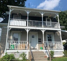 102 Pennsylvania Ave, Unit 1