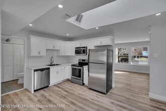 152 Windward Dr in Barnegat Township, NJ - Building Photo - Building Photo