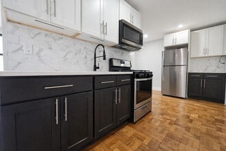 525-527-527 Riverdale Ave in Yonkers, NY - Building Photo - Building Photo