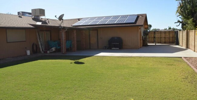 14401 N 52nd Ln in Glendale, AZ - Foto de edificio - Building Photo